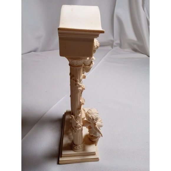 9.5" Trellis Angel Cherubs White Resin Statue with Hook on Back - Picture 5 of 6